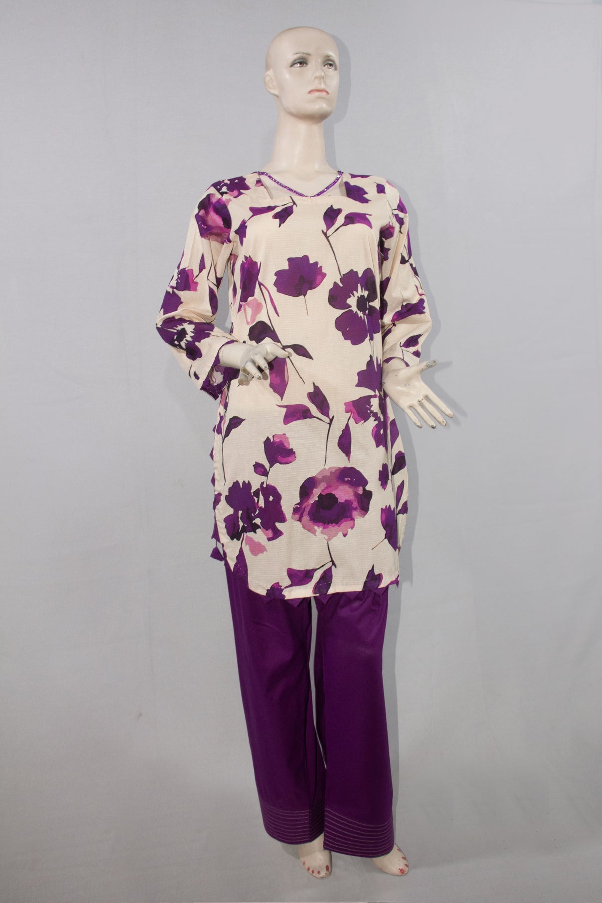 Zeb e Gul – Banafsha Khwaab | Floral Print Lawn 2-Piece Suit