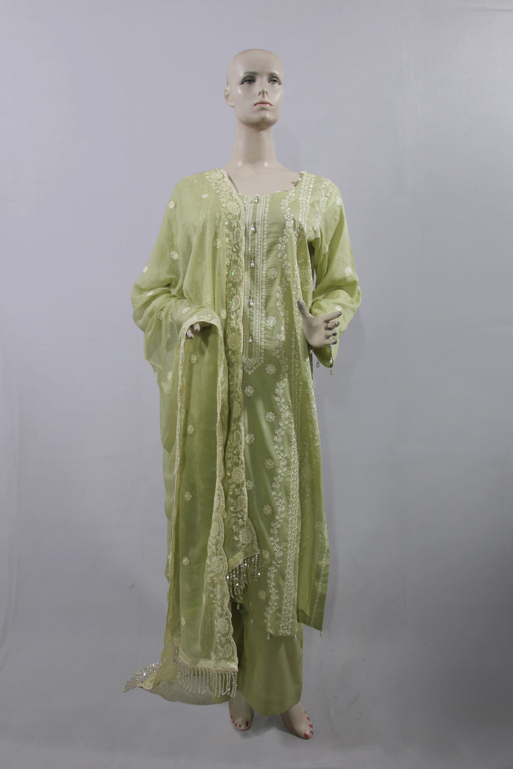 Zeb e Gul – Zeenat-e-Pista | Embroidered Lawn 3-Piece Suit with Dupatta