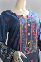 Zeb e Gul – Gul-e-Neelam | Embroidered Lawn 2-Piece Suit